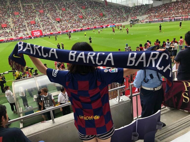 バルサありがとう。今度はビッグイヤーを待ってますよー。<br>Visca el Barca!<br>Visca Cataluña<br>Visca Penya Japan!